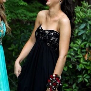 Long Black strapless dress